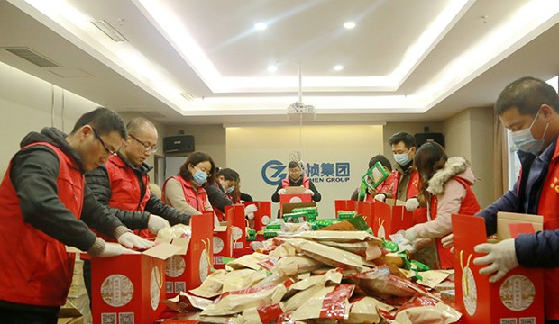 356体育网站开展迎新春党员志愿者服务活动
