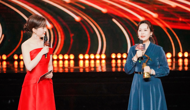 李松珊女士荣获2020安徽年度经济人物称号